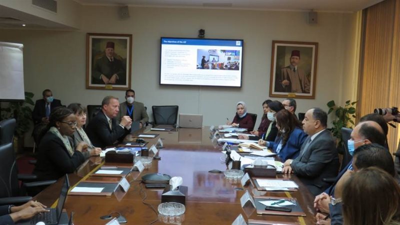 وزير المالية الدكتور