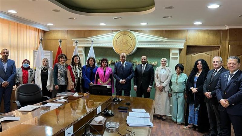 خلال اللقاء