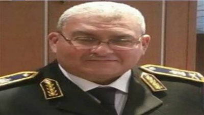 اللواء أيمن حلمي: 