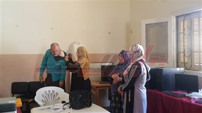 مركز شباب شنو يستقبل المواطنين لتلقي اللقاح المضاد لكورونا