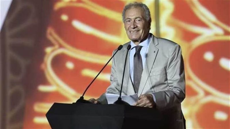 الدكتور حسن مصطفي