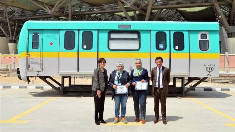 سائقات المترو