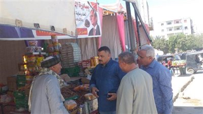 محافظ المنيا يكلف رؤساء الوحدات المحلية بمتابعة توافر السلع وضبط الأسواق