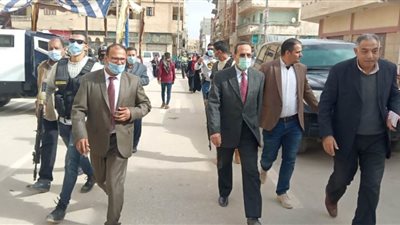 محافظ شمال سيناء يوجه بمتابعة المواقف ومحطات الوقود