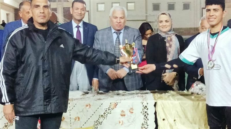 مدير مديرية التربية
