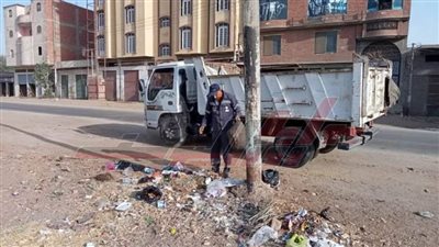 تواصل حملات النظافة في الشوارع والميادين بكفر الشيخ
