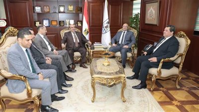 محافظ بني سويف يستقبل مساعدي وزير العدل للشهر العقاري وأبنية المحاكم