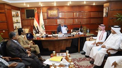 سعفان يبحث مع القنصل السعودي التنسيق لسفر العمالة المصرية لموسم الحج