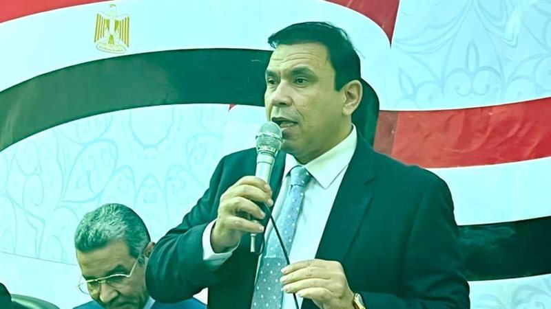 مدحت بركات رئيس الحزب