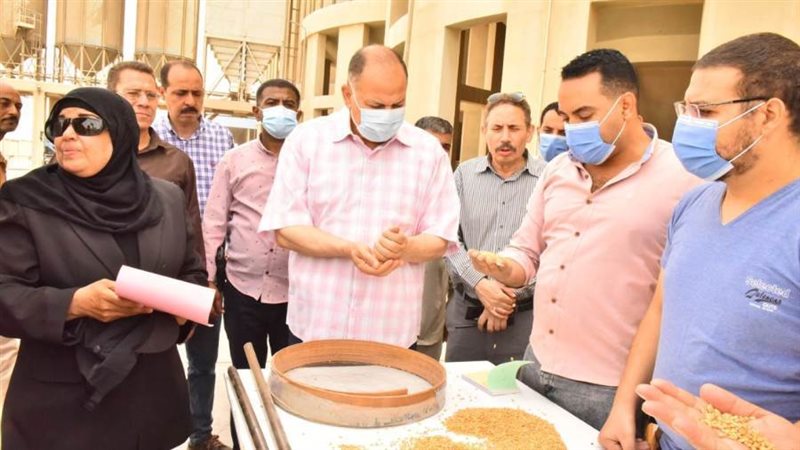 محافظ أسيوط يتابع