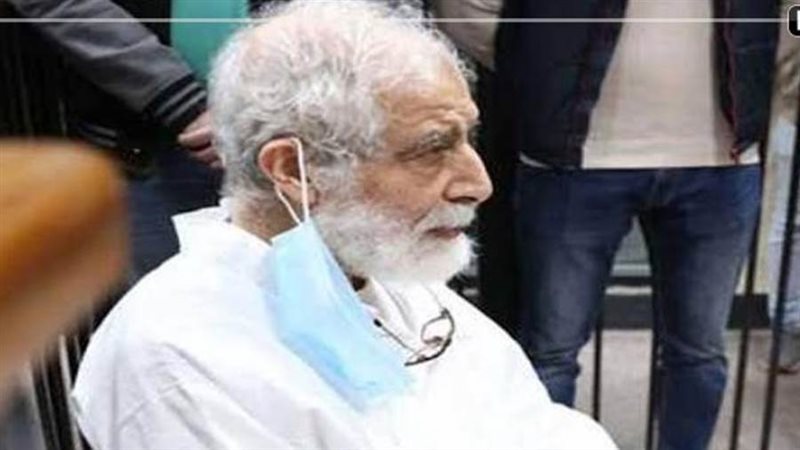 محمود عزت القائم