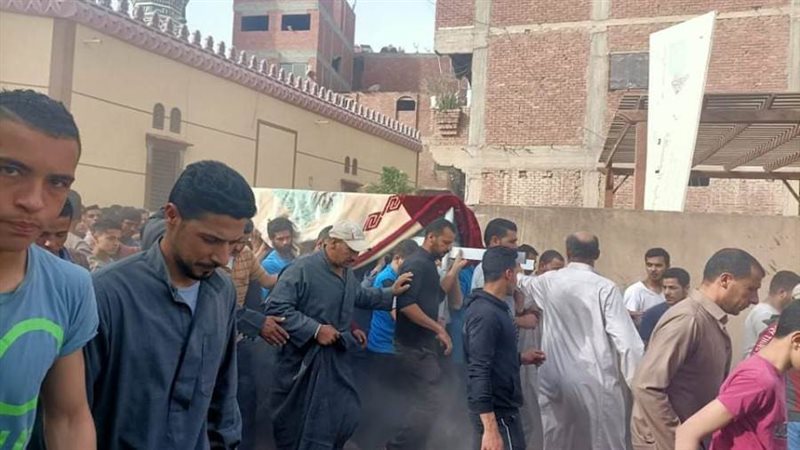 جنازة الطفلة سجدة