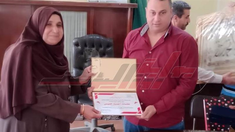 خلال التكريم