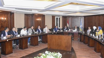محافظ الإسكندرية: تكليفات مشددة لرؤساء الأحياء بعد الحركة الجديدة للقيادات المحلية بالمحافظات 