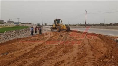 حملات مكبرة لأعمال الرصف وتمهيد الطرق بمدينة كفر الشيخ