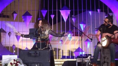 غالية تخاطب وجدان الجمهور بالتراث المصري والتونسي بالأوبرا