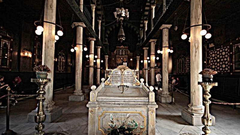 ترميم معبد بن عزرا