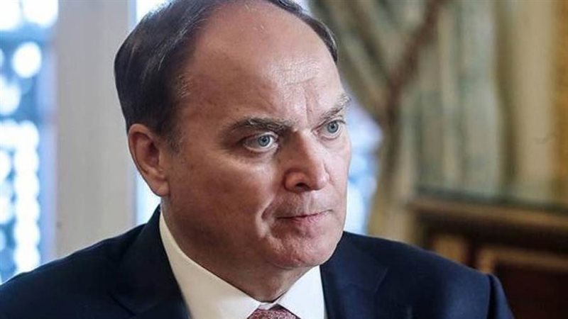 أناتولي أنتونوف السفير