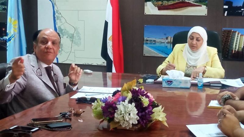 أثناء اجتماع تطوير