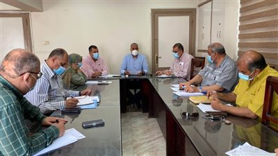 تعليم السويس يعقد اجتماعًا موسعًا لمناقشة تفاصيل اختبارات نهاية العام الدراسي