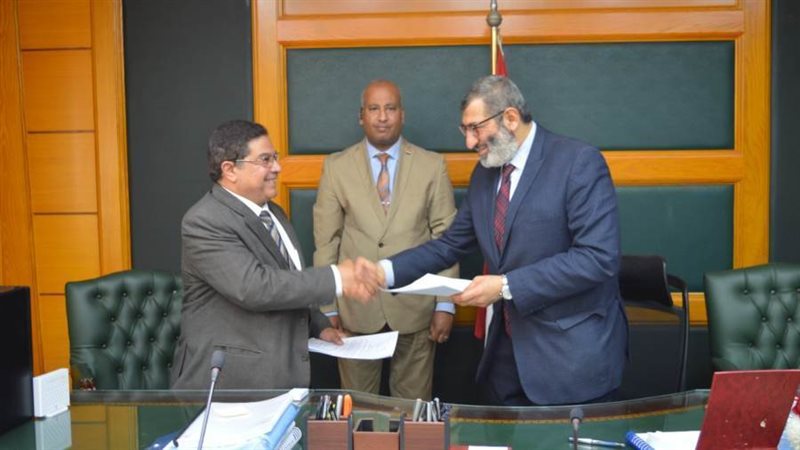 رئيس مركز البحوث