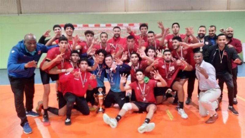 شباب يد الأهلي مواليد