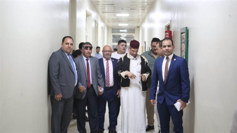 مجلس القبائل فى المستشفى