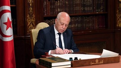 الرئيس التونسي يوقع على تنقيح مشروع قانون الهيئة العليا المستقلة للانتخابات وإتمامها