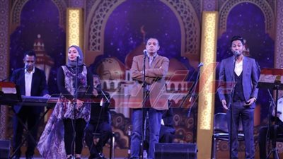 الأغاني والأشعار الوطنية تشعل حماس جمهور ليالي 