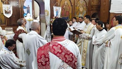 محافظ القليوبية يشارك قداس عيد القيامة المجيد بكنائس بنها
