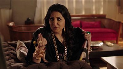 وفاء عامر تعد استقبالًا خاصًا لأحمد بدير في 