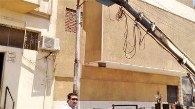 حملات مكثفة للنظافة والتجميل والإنارة بحي غرب سوهاج