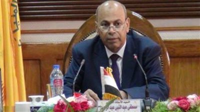 رئيس جامعة المنيا يقدم التهنئة للرئيس السيسي بعيد تحرير سيناء