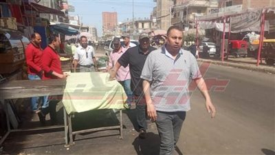 رئيس مدينة سيدي سالم يقود حملة إشغالات مكبرة