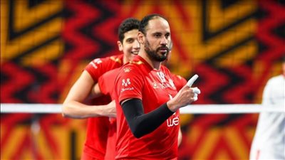 الأهلي يجدد الثقة في مدرب الطائرة بعد خسارة الدوري والكأس