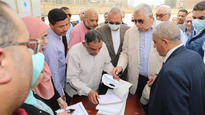 الوزير ومحافظ القليوبية