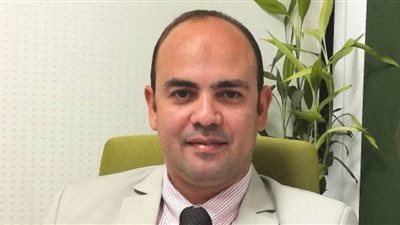 طبيب الأهلي يعلن غياب أحمد عبد القادر عن مواجهة طلائع الجيش غدًا في الدوري للإصابة