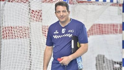 أشرف راشد: لن أتقدم باستقالتي ولم يبلغني أحد بالرحيل عن طائرة الزمالك