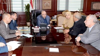 محافظ بني سويف يوجه بزيادة دعم الإنارة بمدينة الواسطي