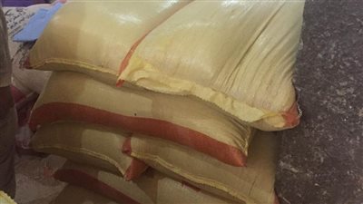 تموين شرق الإسكندرية تضبط أعلافًا مجهولة المصدر 