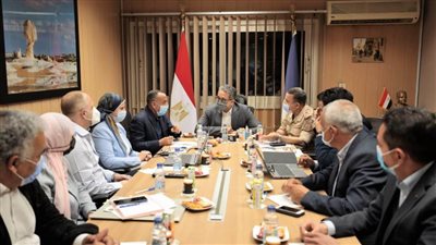 وزير السياحة والآثار يناقش آخر تطويرات للمتحف المصرى الكبير 
