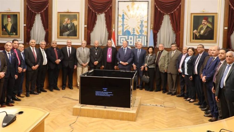 محافظ القاهرة والهيئة