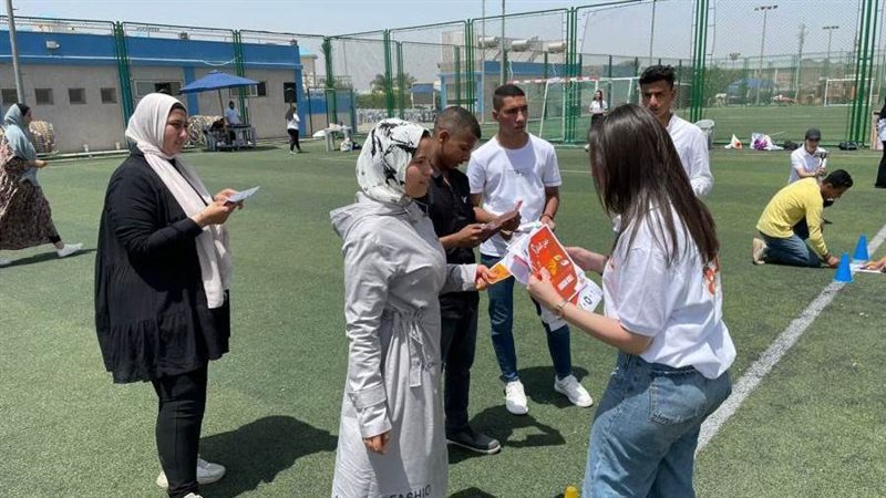 طلاب كلية اعلام خلال