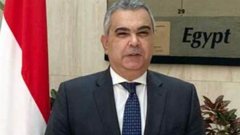 السفير معتز زهران