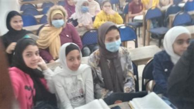 رئيس حي غرب الإسكندرية تغلق ٥ مراكز للدروس الخصوصية مزدحمة بالطلاب 