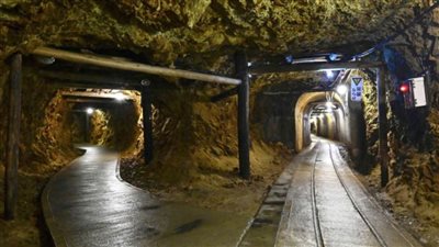 مقتل 12 عاملة بمنجم ذهب بإندونيسيا