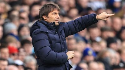 كونتي يعلق على أنباء توليه تدريب باريس سان جيرمان