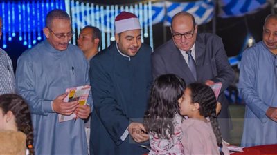 وكيل أوقاف الشرقية يكرم حفظة القرآن بكفر صقر ويؤكد: القيادة السياسية توليهم اهتماما خاصا 