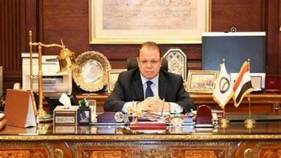 النائب العام يأمر بحبس متهم بالتعدي على فرد أمن بمجمع سكني بالمقطم