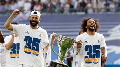 ريال مدريد يفوز على إسبانيول ويتوج بطلًا للدوري الإسباني للمرة الـ35 